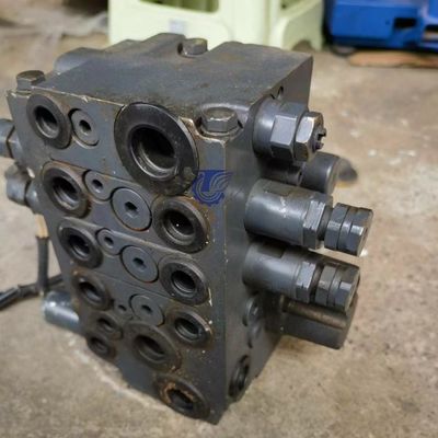723-82-31100 7238231100 723-82-30100 Для Komatsu FD35/40-10 FD35Y/40Y-10 FD40Z-10 FD45-10 Части для вилочных погрузчиков Гидравлический КОНТРОЛ ВАЛВА Оригинальный